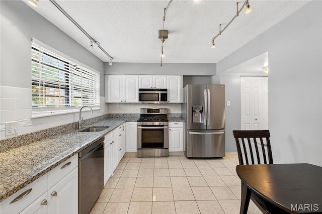 11750 Casa Grande Dr, Saint Louis, MO 63146 - photo 3