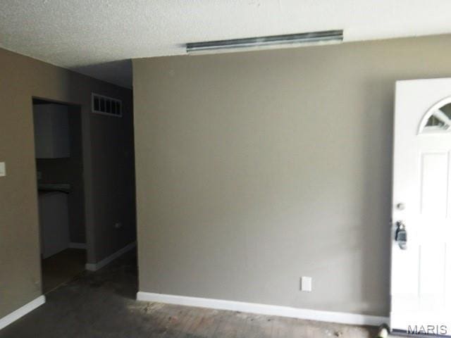 11652 Las Ladera Dr, Florissant, MO 63033 - photo 3