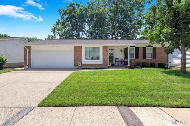 2738 Fordham Dr, Saint Louis, MO 63129 - photo 1
