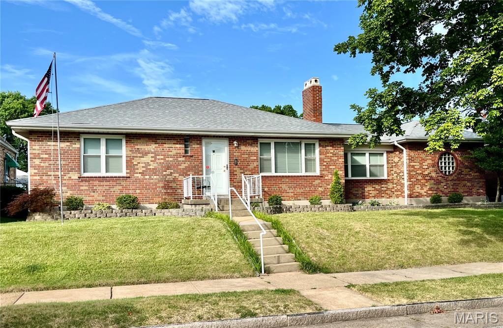 4108 Haven St, Saint Louis, MO 63116 - photo 1
