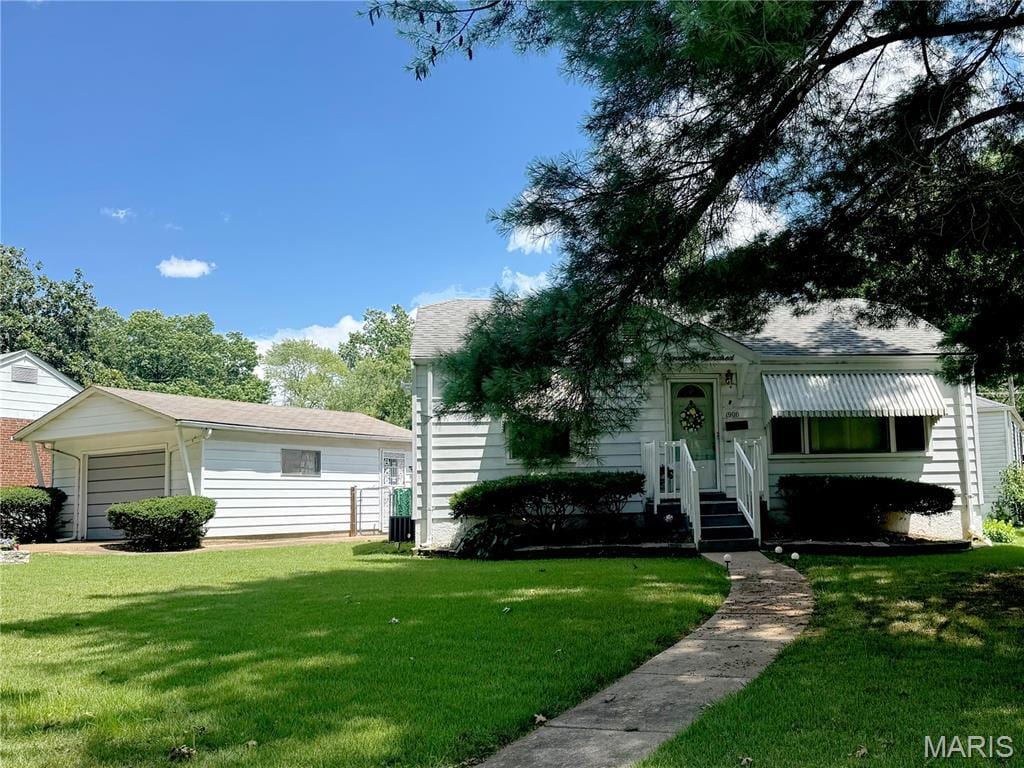 1900 Farrell Dr, Hanley Hills, MO 63133 - photo 3