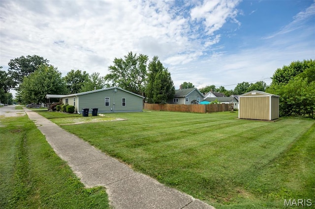 211 S Lake St, Mount Olive, IL 62069 - photo 3