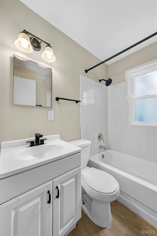 1209 Nectar Dr, Saint Louis, MO 63137 - photo 21
