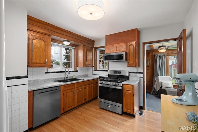 6570 Lindenwood Pl, Saint Louis, MO 63109 - photo 15