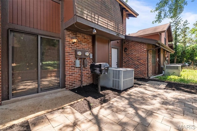 4363 Tavistock Cir, Mehlville, MO 63129 - photo 40