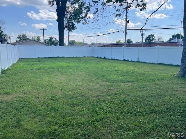 3233 Carlson Ave, Granite City, IL 62040 - photo 2