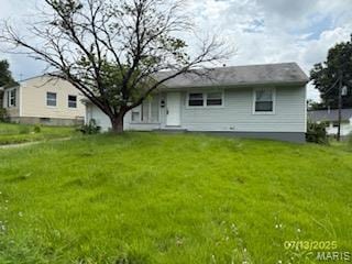 258 Presley Dr, Saint Louis, MO 63137 - photo 1