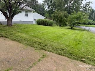 258 Presley Dr, Saint Louis, MO 63137 - photo 3