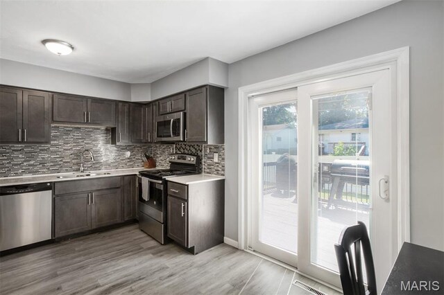 910 Virgo Ln, Lemay Township, MO 63125 - photo 8