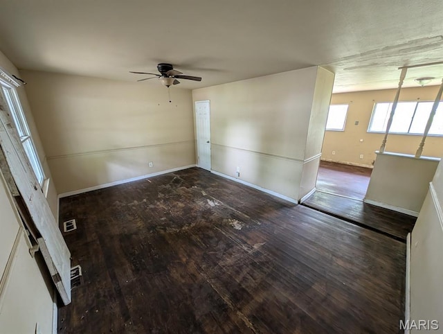 10418 Quaker Dr, Saint Louis, MO 63136 - photo 3