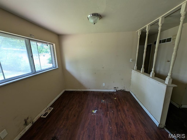 10418 Quaker Dr, Saint Louis, MO 63136 - photo 8