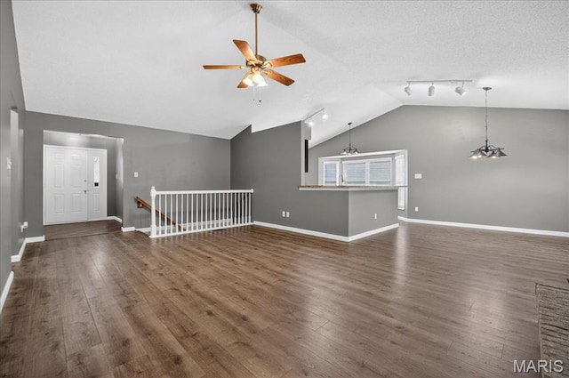1096 Treeshade Dr, Saint Peters, MO 63376 - photo 5