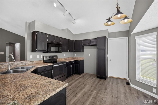 1096 Treeshade Dr, Saint Peters, MO 63376 - photo 6