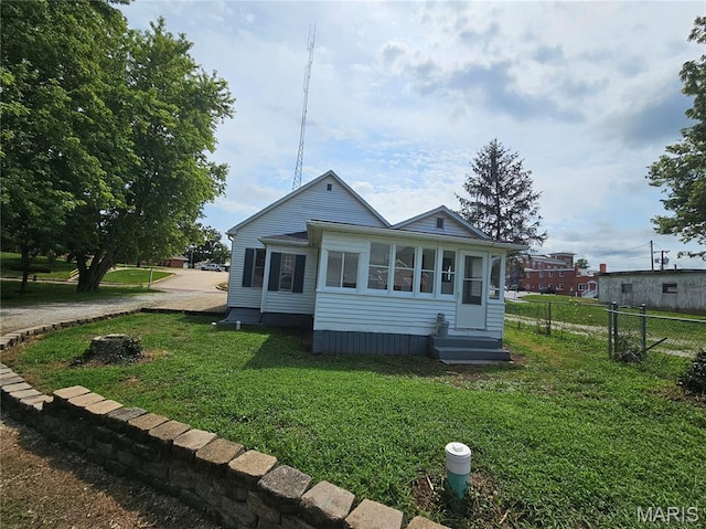136 N Hamilton St, Hillsboro, IL 62049 - photo 6