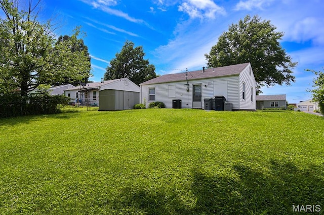 90 Brackleigh Ln, Florissant, MO 63031 - photo 33