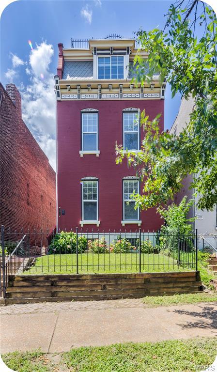 3011 Lemp Ave, Saint Louis, MO 63118 - photo 1
