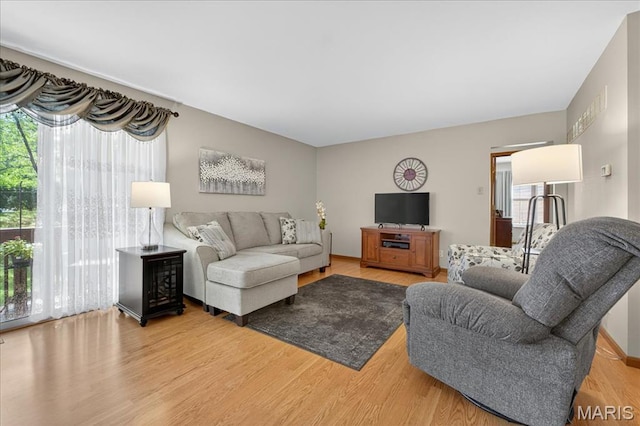 10900 Village Grove Dr Unit B, Concord Township, MO 63123 - photo 3