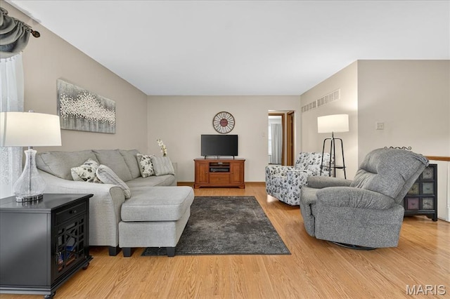10900 Village Grove Dr Unit B, Concord Township, MO 63123 - photo 4