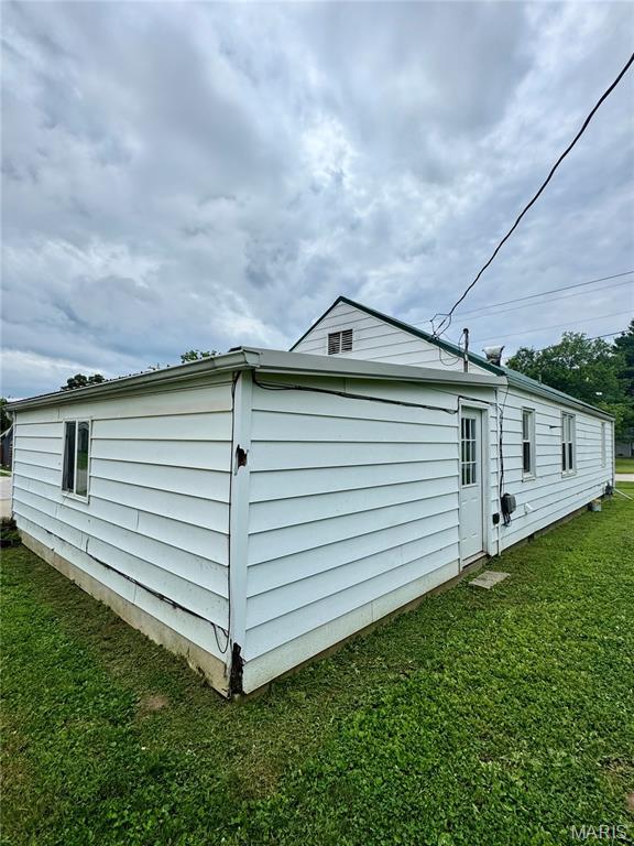 320 W Elm St, Palmyra, MO 63461 - photo 6