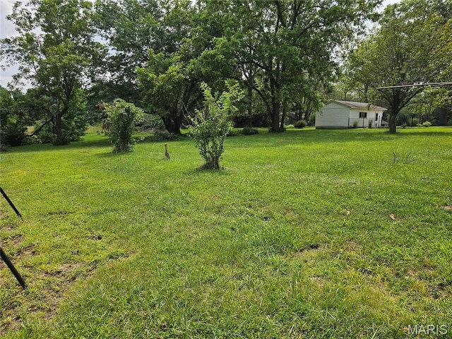 200 W Kinkead Rd, Hillsboro, IL 62049 - photo 2
