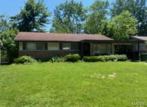 9742 Wendell Dr, Saint Louis, MO 63136 - photo 1