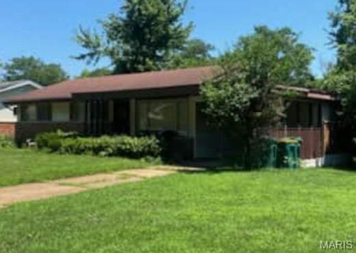 9742 Wendell Dr, Saint Louis, MO 63136 - photo 2