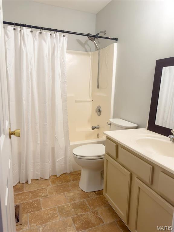 512 Pacific Estates Dr, Pacific, MO 63069 - photo 15