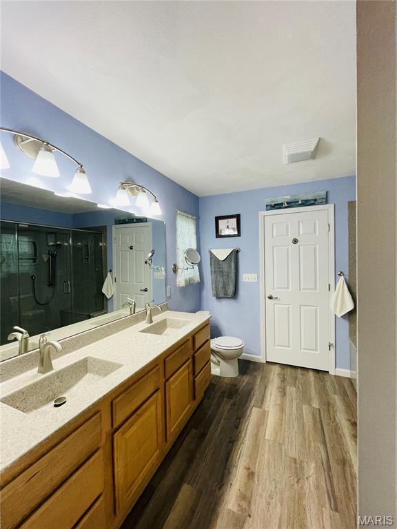 220 Sarah Ct, Waterloo, IL 62298 - photo 9