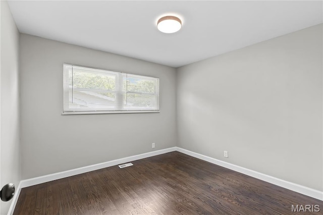 1350 Navajo Ln, Florissant, MO 63033 - photo 17