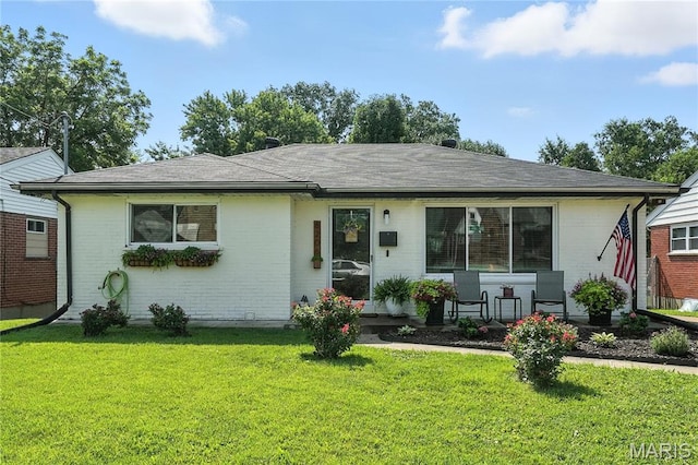 8206 Hildesheim Ave, Saint Louis, MO 63123 - photo 1