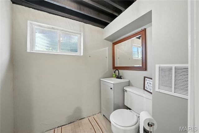 8206 Hildesheim Ave, Saint Louis, MO 63123 - photo 17