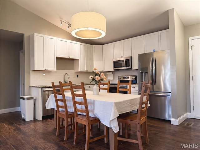 205 Bilbo Ln, Wright City, MO 63390 - photo 7