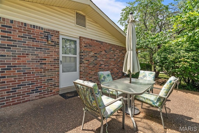 10120 Courtwick Dr, Saint Louis, MO 63128 - photo 4