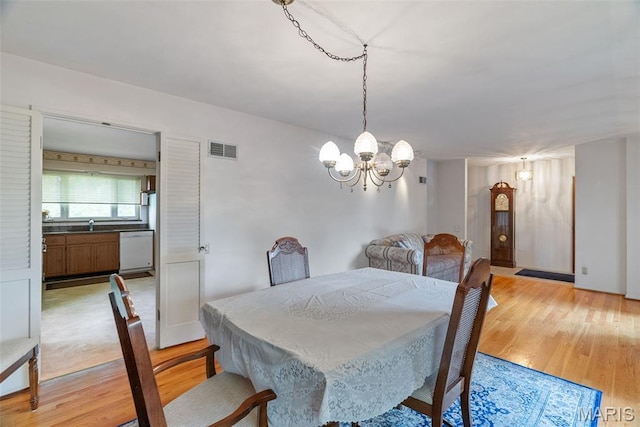 10120 Courtwick Dr, Saint Louis, MO 63128 - photo 17