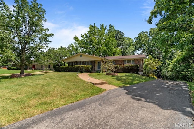 10120 Courtwick Dr, Saint Louis, MO 63128 - photo 45