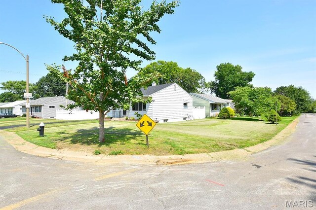 6401 Clifton Hills Dr, Saint Louis, MO 63139 - photo 30