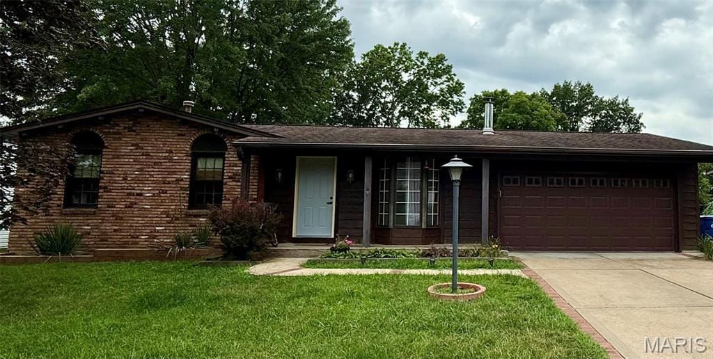 1892 San Lucas Ln, Fenton, MO 63026 - photo 2