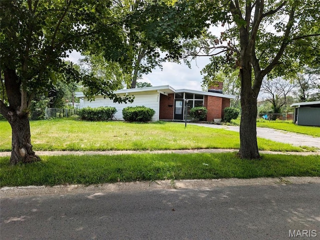 8408 Buckthorn Dr, Berkeley, MO 63134 - photo 1