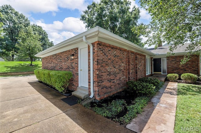 342 Clayton Trails Dr, Ellisville, MO 63011 - photo 4