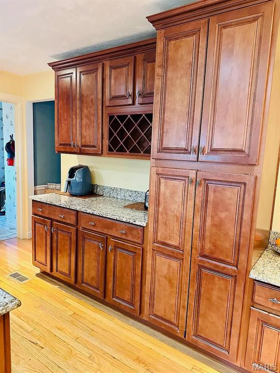 16054 Hunters Way Dr, Chesterfield, MO 63017 - photo 14
