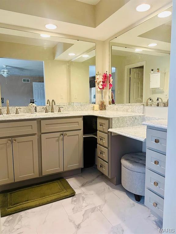 16054 Hunters Way Dr, Chesterfield, MO 63017 - photo 23