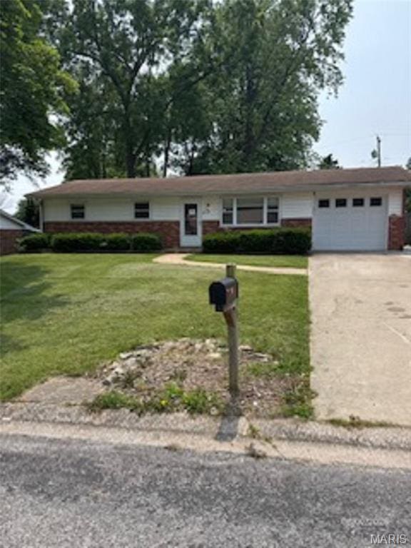 49 Dianne Dr, Belleville, IL 62220 - photo 1