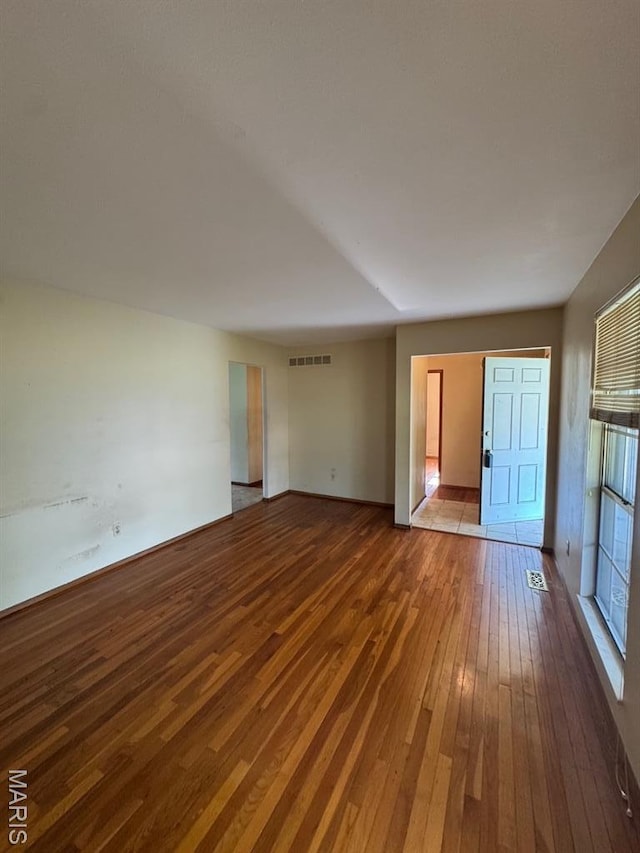 4364 Satiris Dr, Florissant, MO 63033 - photo 4