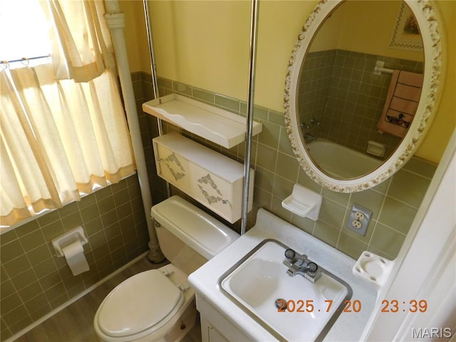 61 Inez Ave, Valley Park, MO 63038 - photo 2