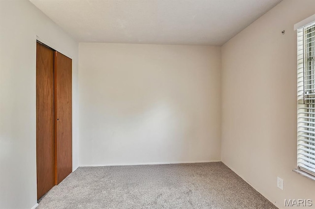 2328 Outlook Dr, Saint Louis, MO 63136 - photo 18