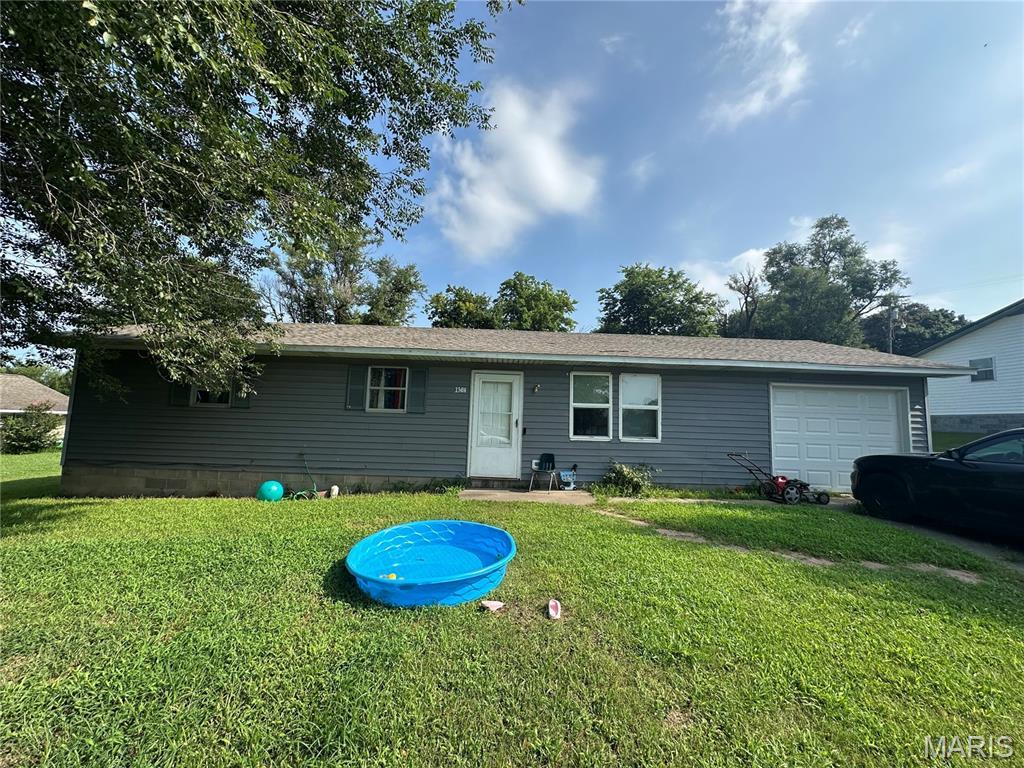 1304 William St, Sikeston, MO 63801 - photo 1