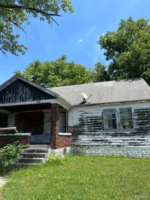 1618 N 42nd St E, St Louis, IL 62204 - photo 1