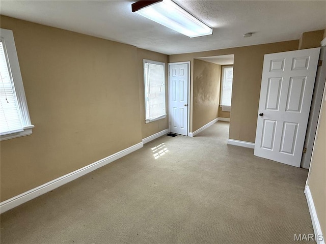 4146 Crescent Dr, Saint Louis, MO 63129 - photo 2