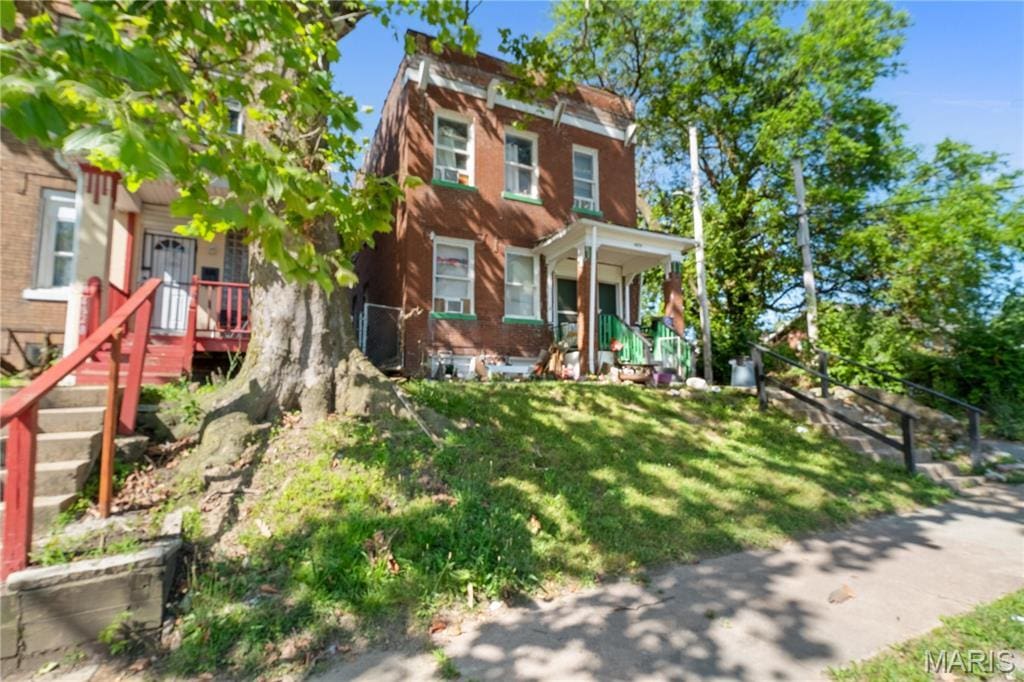4830 Ashland Ave, Saint Louis, MO 63115 - photo 1