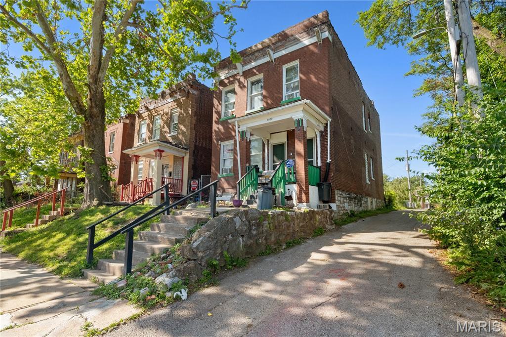 4830 Ashland Ave, Saint Louis, MO 63115 - photo 2